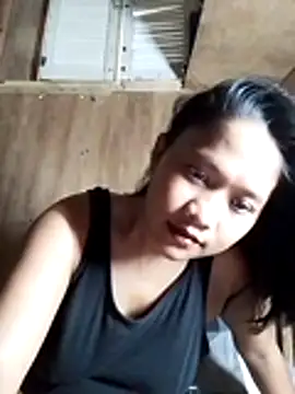 xxursweetyoonaxx online show from 20, 4, 2026