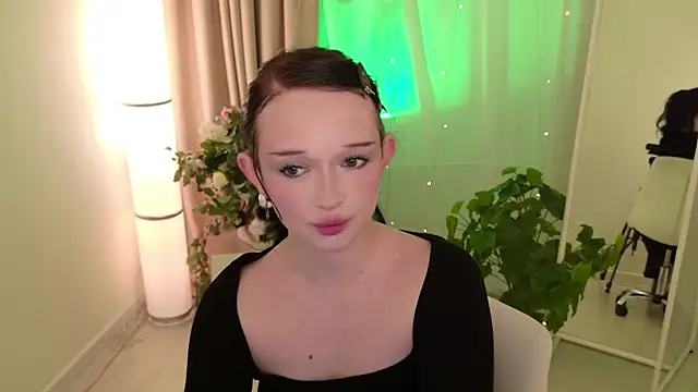 Flora Ray online show from 1, 4, 2026