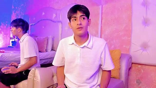 TylerCruz   online show from 14, 4, 2026