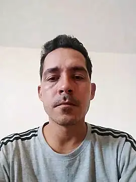 Gabriel leon33 online show from 10, 4, 2026