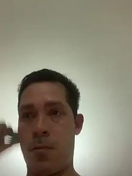 Gabriel leon33 online show from 25, 4, 2026