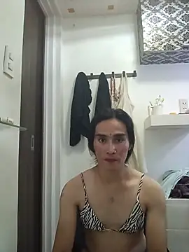 Snapshot of HornyKerujieTrans chatting on 26, 5, 2026 HornyKerujieTrans online show from 26, 5, 2026