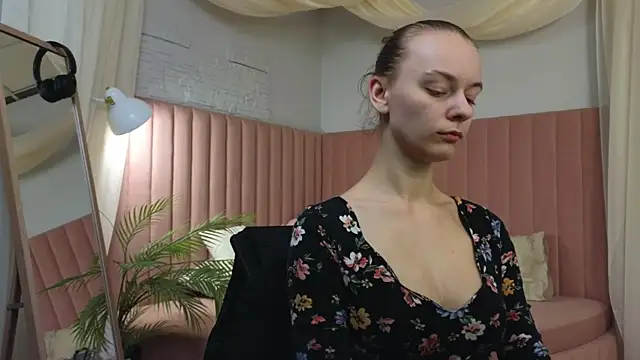 emma chaser online show from 21, 4, 2026