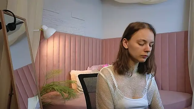 emma chaser online show from 6, 5, 2026