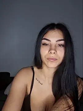 Crissdesire online show from 27, 3, 2026