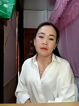 Snapshot of Pia-bee chatting on 25, 3, 2026 Pia-bee online show from 25, 3, 2026