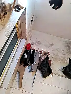 Snapshot of Tinh_love chatting on 2, 4, 2026 Tinh love online show from 2, 4, 2026