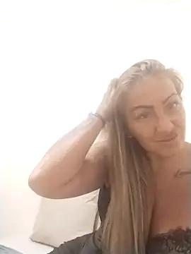 Snapshot of Exotic_ParisX chatting on 11, 4, 2026 Exotic ParisX online show from 11, 4, 2026