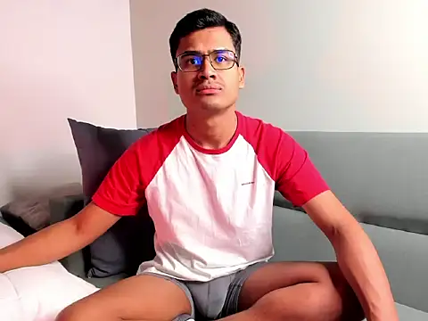 Snapshot of ThiagoVega_ chatting on 30, 7, 2026 ThiagoVega online show from 30, 7, 2026