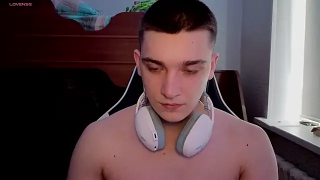 Snapshot of Sweetyangeel chatting on 12, 4, 2026 Sweetyangeel online show from 12, 4, 2026