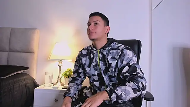 Chriss Diamond online show from 23, 6, 2026