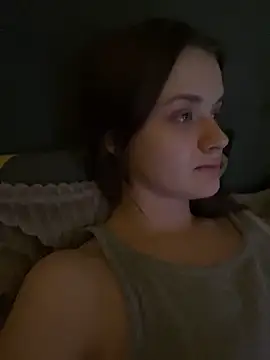 Snapshot of your_babymila chatting on 28, 3, 2026 your babymila online show from 28, 3, 2026