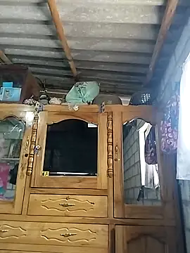 Snapshot of vrlarga chatting on 24, 3, 2026 vrlarga online show from 24, 3, 2026