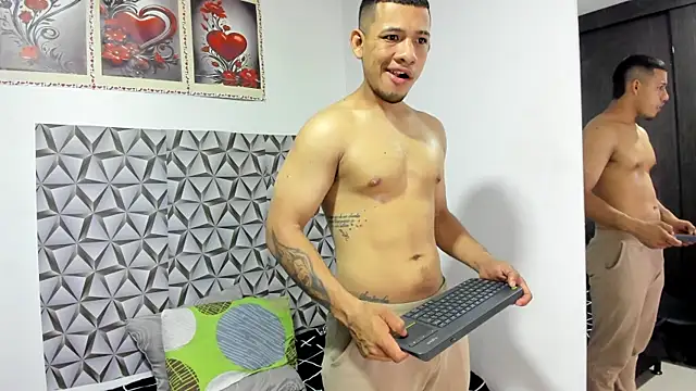 Snapshot of Benjamin_lich chatting on 14, 5, 2026 Benjamin lich online show from 14, 5, 2026