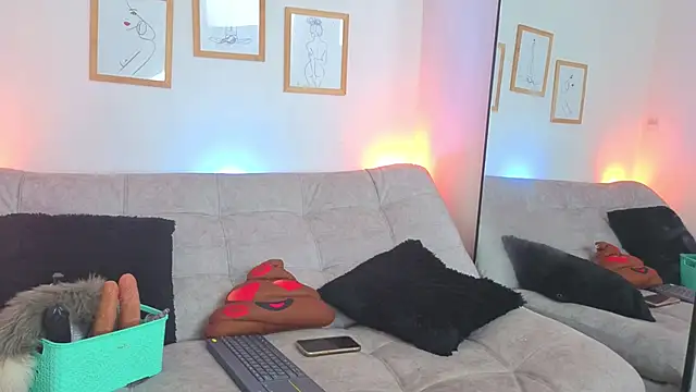 CharlotteCopper  online show from 16, 4, 2026