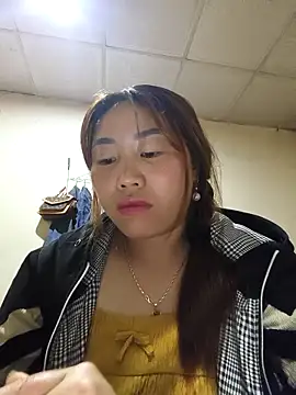 Snapshot of he-se-kin chatting on 2, 4, 2026 he-se-kin online show from 2, 4, 2026