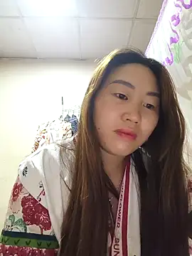 Snapshot of he-se-kin chatting on 11, 4, 2026 he-se-kin online show from 11, 4, 2026