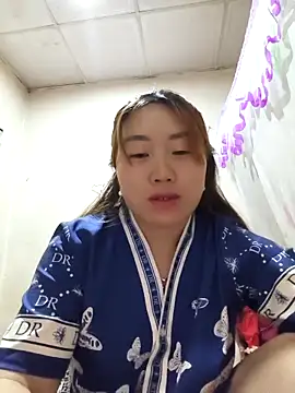 Snapshot of he-se-kin chatting on 24, 4, 2026 he-se-kin online show from 24, 4, 2026
