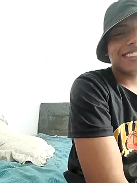 Snapshot of Dimitris_PearlMasterX chatting on 1, 4, 2026 Dimitris PearlMasterX online show from 1, 4, 2026