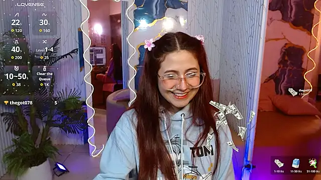 Tiiana tay online show from 28, 4, 2026