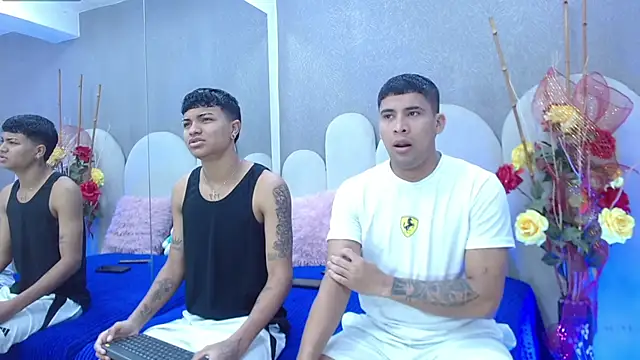 party duo playboy online show from 17, 4, 2026