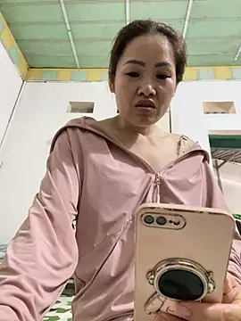 Lisa-07 online show from 13, 4, 2026