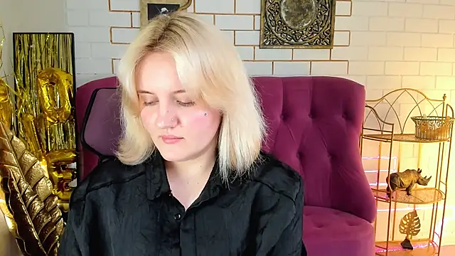 Snapshot of KathyBriggs chatting on 29, 3, 2026 KathyBriggs online show from 29, 3, 2026