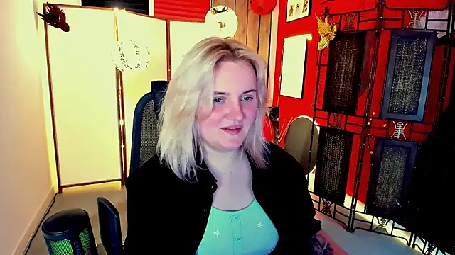 Snapshot of KathyBriggs chatting on 5, 6, 2026 KathyBriggs online show from 5, 6, 2026