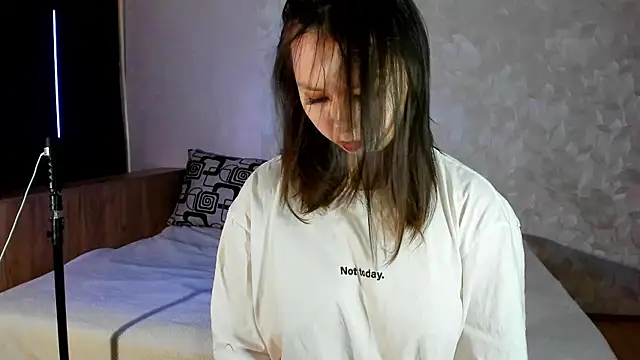 miss teasee online show from 29, 5, 2026