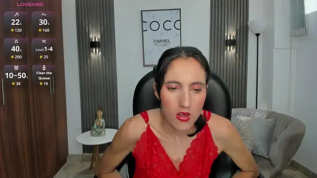 Snapshot of Shary_leon chatting on 5, 6, 2026 Shary leon online show from 5, 6, 2026