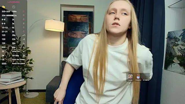 Snapshot of VestaBowmer chatting on 7, 5, 2026 VestaBowmer online show from 7, 5, 2026