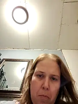 Snapshot of 023thickandjuicy07 chatting on 20, 4, 2026 023thickandjuicy07 online show from 20, 4, 2026