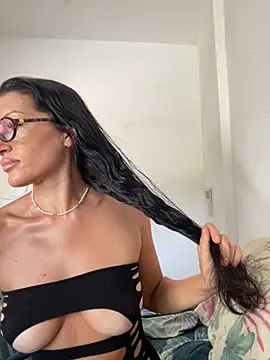 Snapshot of kimberlysnow11 chatting on 2, 4, 2026 kimberlysnow11 online show from 2, 4, 2026