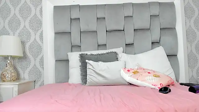 valentina angel 1 online show from 16, 4, 2026