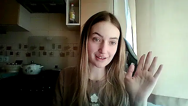 KariLindsey online show from 13, 4, 2026