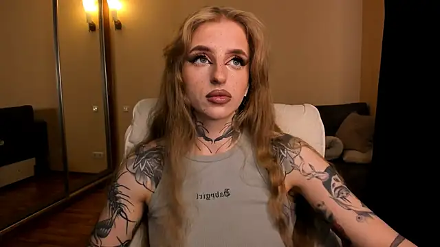 Snapshot of harley_kimm chatting on 24, 6, 2026 harley kimm online show from 24, 6, 2026