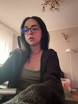 TheaMerve online show from 21, 4, 2026