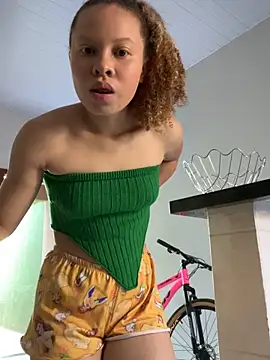 jhully hot online show from 18, 4, 2026