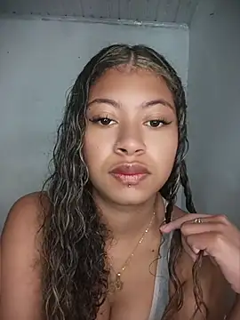 Snapshot of BelleKaty_ chatting on 21, 5, 2026 BelleKaty online show from 21, 5, 2026