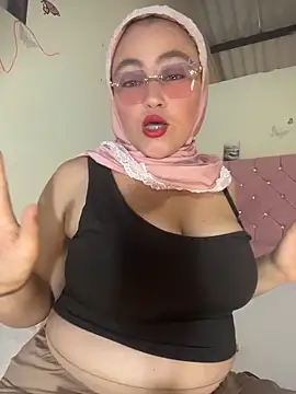 Snapshot of Marian_fadel chatting on 7, 6, 2026 Marian fadel online show from 7, 6, 2026