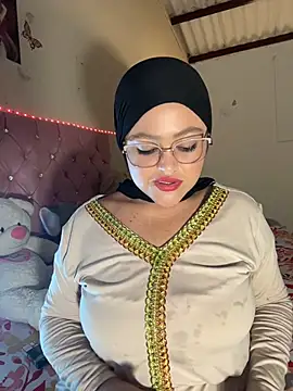Snapshot of Marian_fadel chatting on 6, 7, 2026 Marian fadel online show from 6, 7, 2026