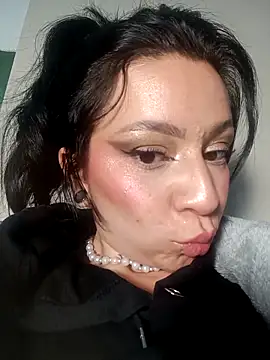 Snapshot of Kollontai chatting on 16, 4, 2026 Kollontai online show from 16, 4, 2026