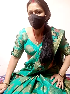 Snapshot of Sexyy_Bhabhi_143 chatting on 1, 5, 2026 Sexyy Bhabhi 143 online show from 1, 5, 2026