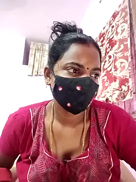 Snapshot of tamilratchasii chatting on 7, 4, 2026 tamilratchasii online show from 7, 4, 2026