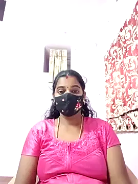 Snapshot of tamilratchasii chatting on 7, 5, 2026 tamilratchasii online show from 7, 5, 2026