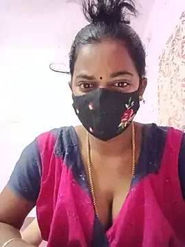 Snapshot of tamilratchasii chatting on 5, 7, 2026 tamilratchasii online show from 5, 7, 2026