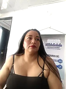 Snapshot of Naughty_Kitten_ chatting on 6, 4, 2026 Naughty Kitten online show from 6, 4, 2026