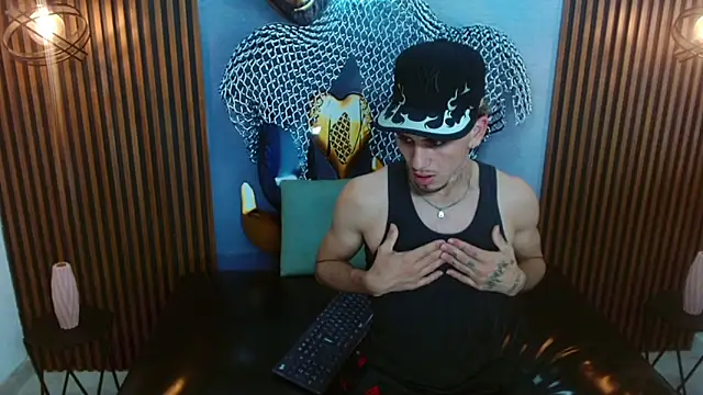Snapshot of DanntheStiff chatting on 5, 5, 2026 DanntheStiff online show from 5, 5, 2026