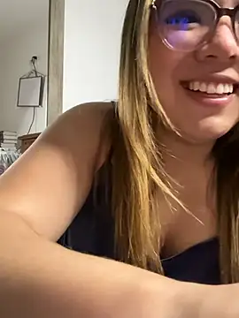 spicymichelle online show from 4, 4, 2026