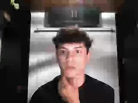 Snapshot of luch6oo9 chatting on 28, 3, 2026 luch6oo9 online show from 28, 3, 2026